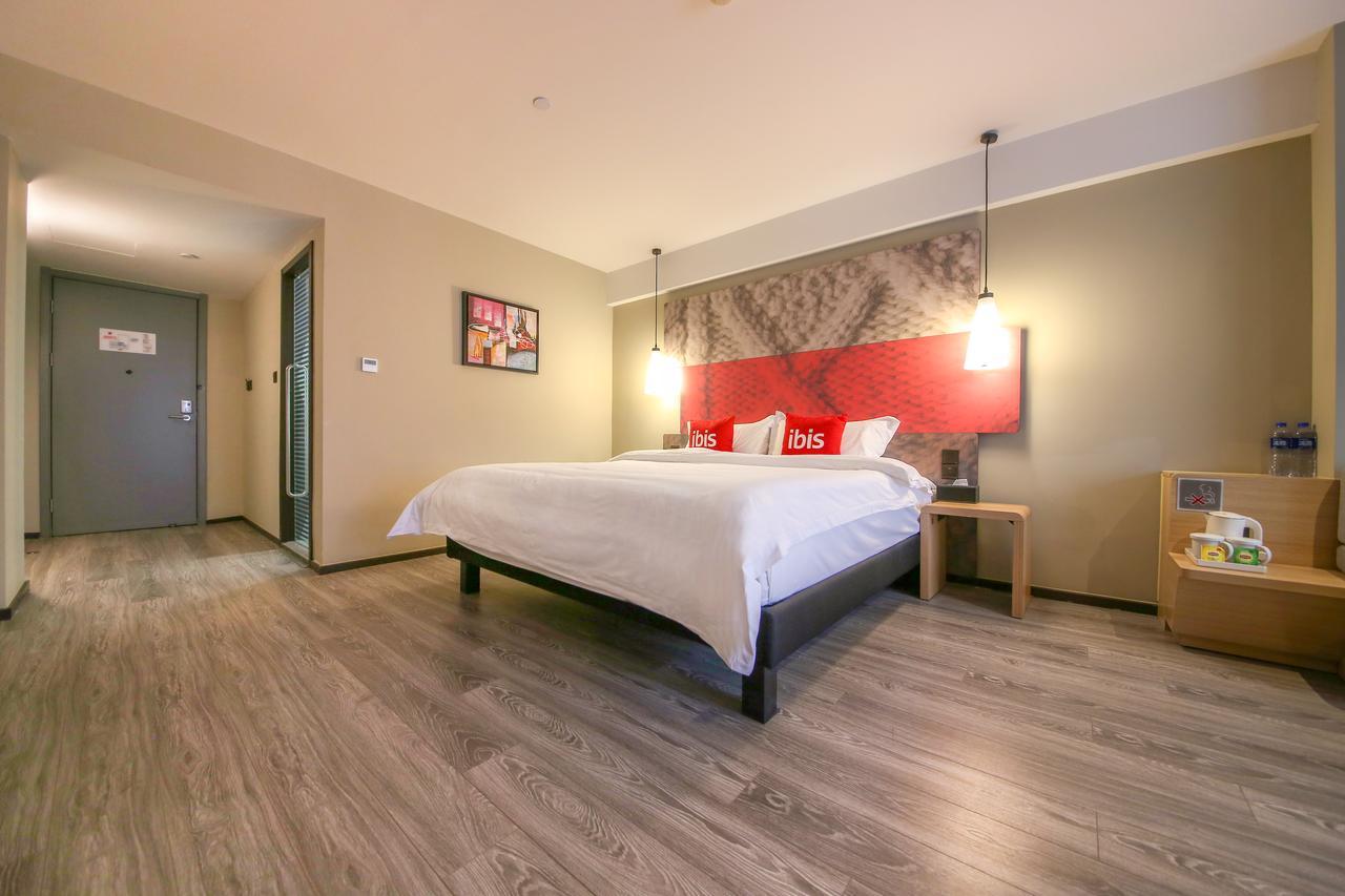 Hotel Ibis Xi'An North Train Station Executive Center Esterno foto