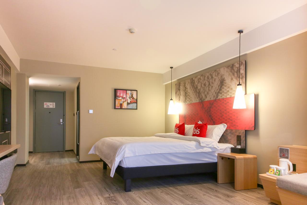 Hotel Ibis Xi'An North Train Station Executive Center Esterno foto