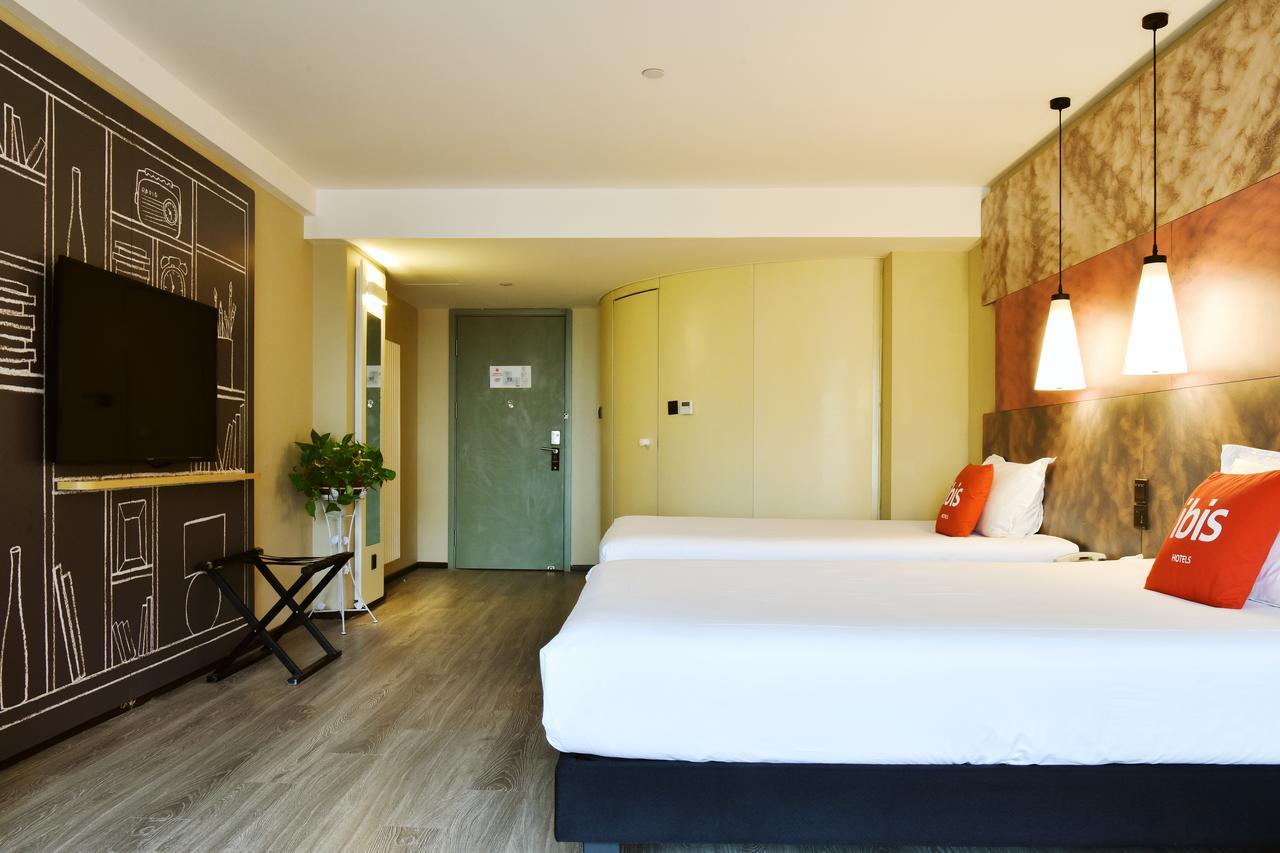 Hotel Ibis Xi'An North Train Station Executive Center Esterno foto